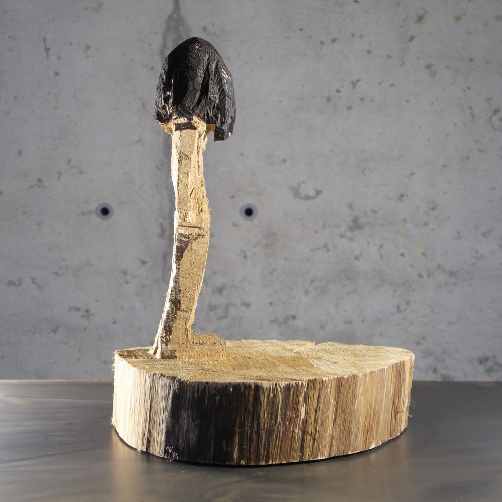 Holzskulptur Small Richard Anhalter expressiv mit der Kettensäge geschnitzt figurativeart