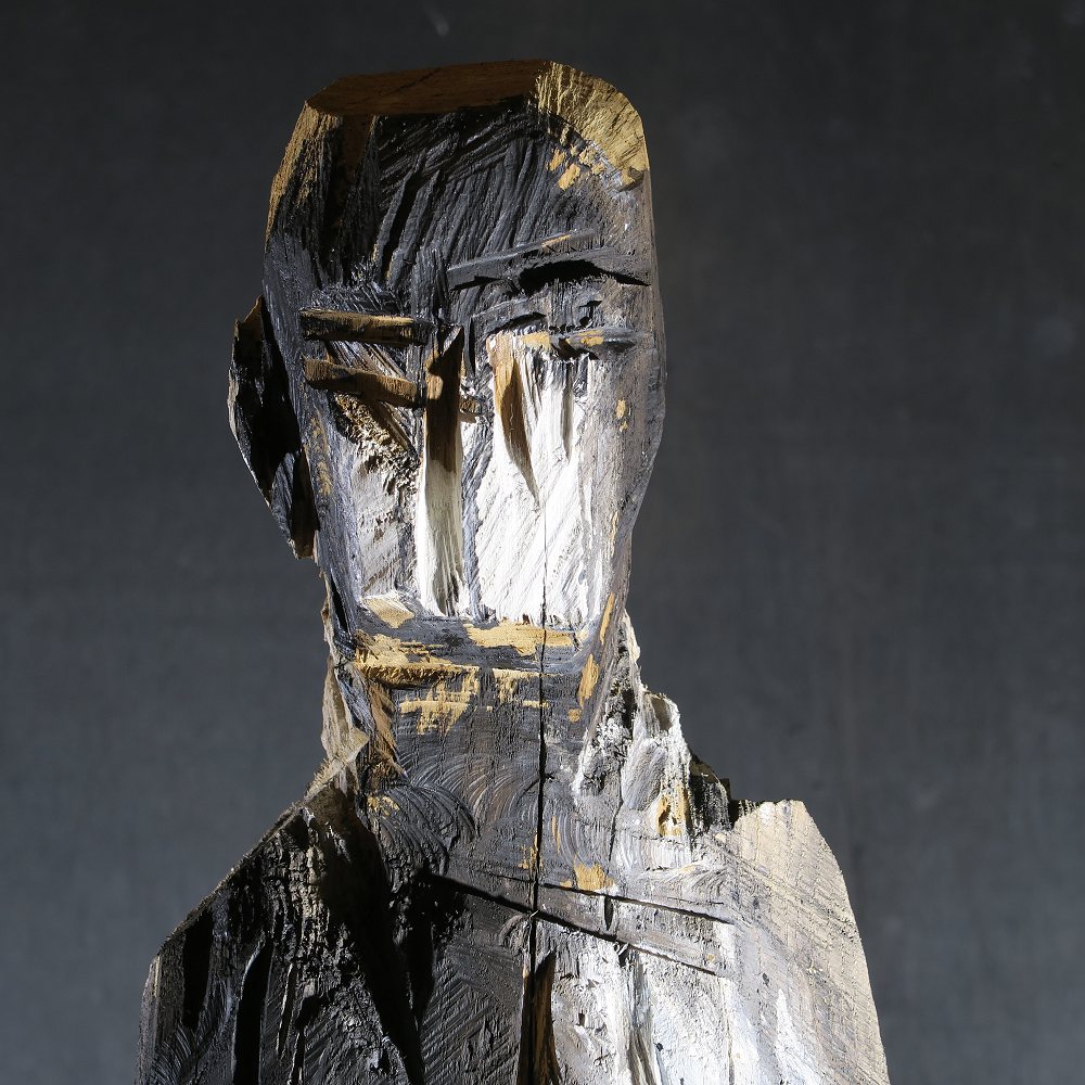 Holzskulptur Krösus expressiv mit der Kettensäge geschnitzt figurativeart