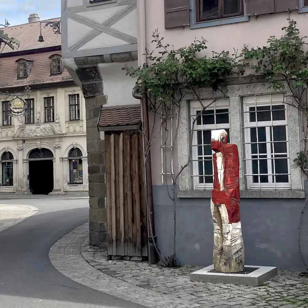 Holzskulptur Bernhard - Ausstellung artbreit das kunstfest in Marktbreit