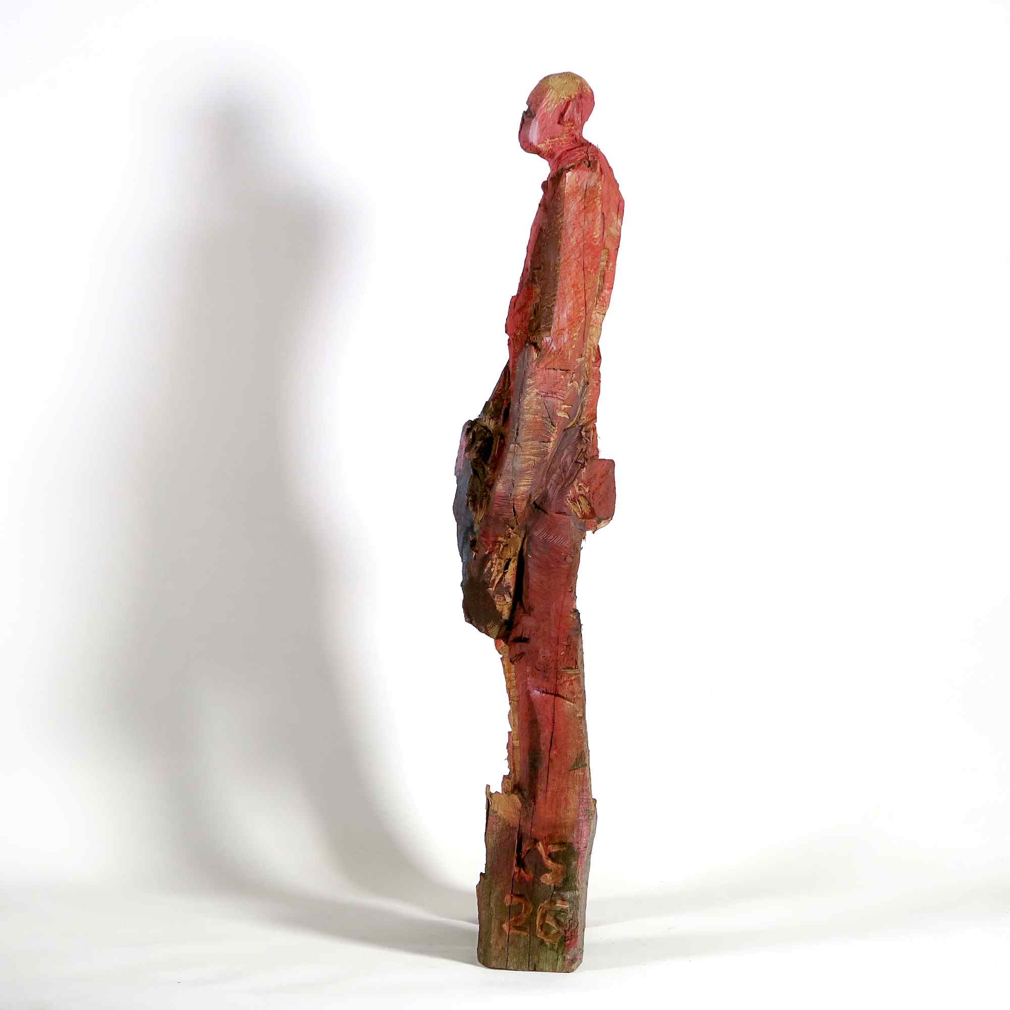 Holzskulptur Kaspar - Ansicht von links