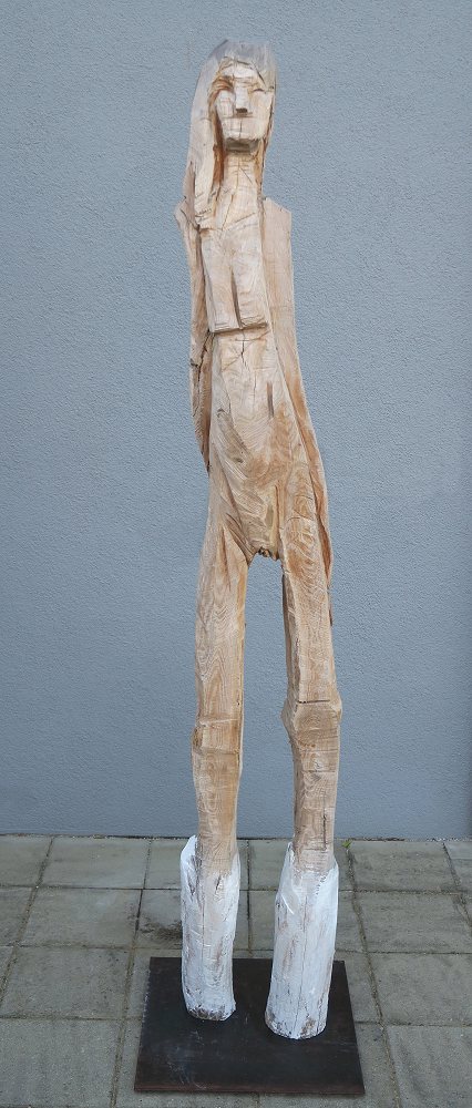 woodensculpture woodcarving woman sculptor Klaus Schwendner