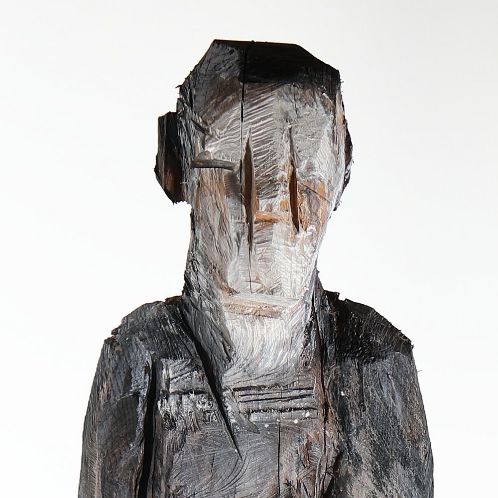 Holzskulptur Jochen expressiv mit der Kettensäge geschnitzt figurativeart