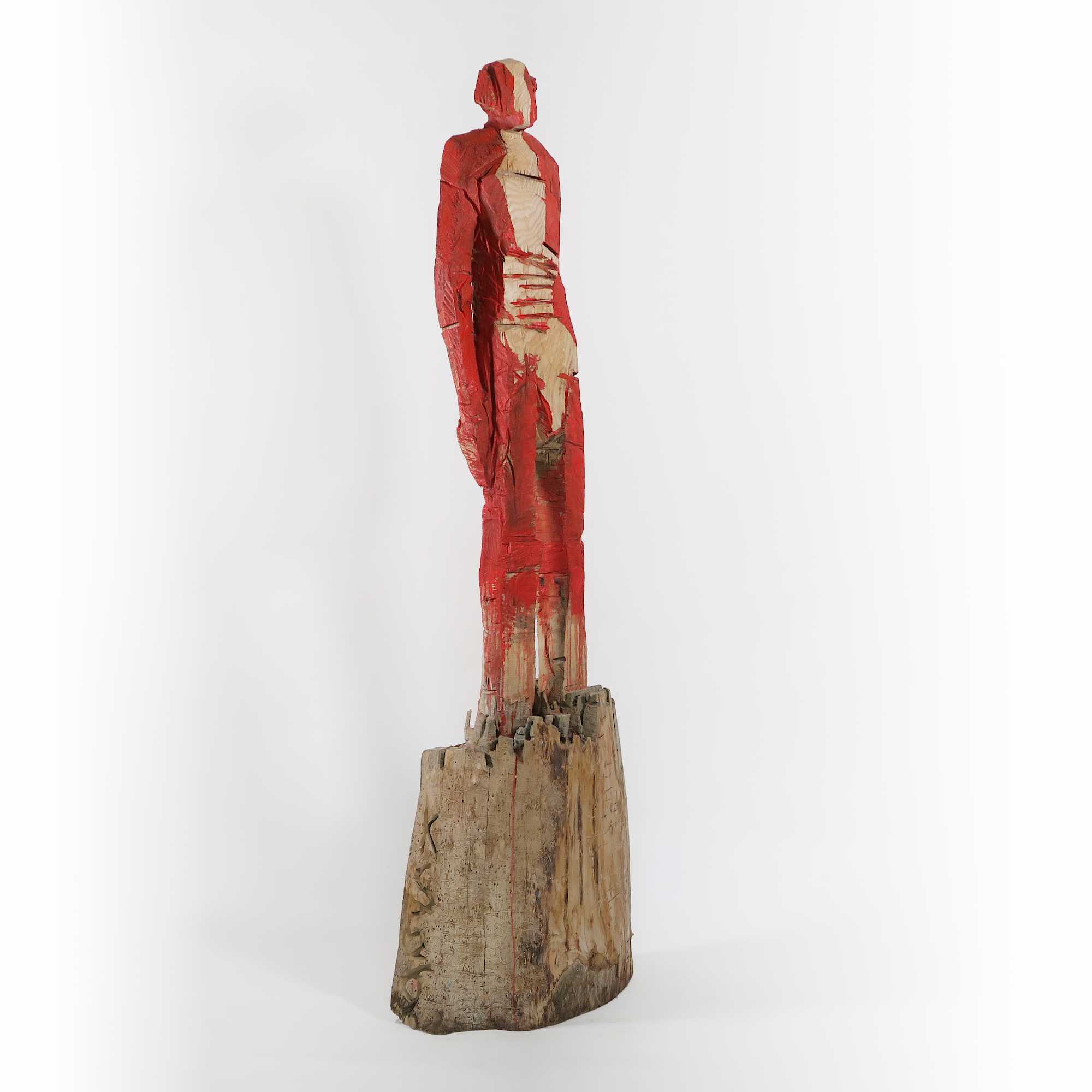 Holzskulptur 'Chris' aus der Serie der Holzköpfe von der Seite